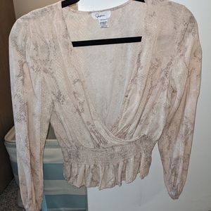 Women's crop blouse